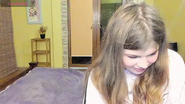 Lilly Jess online show from October 30, 2025, 7:47 pm