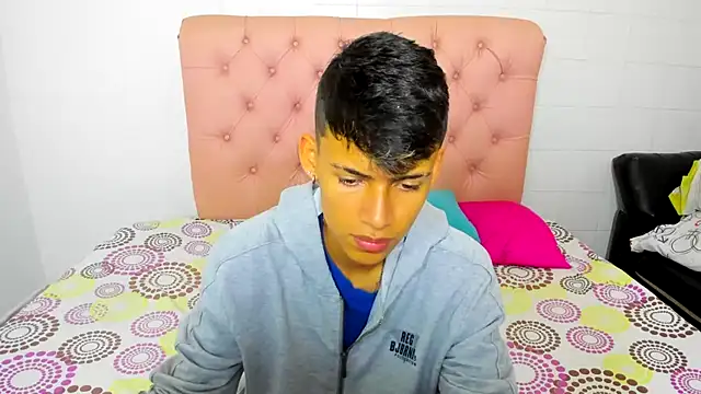 asbeell grigory online show from October 3, 2025, 8:39 pm