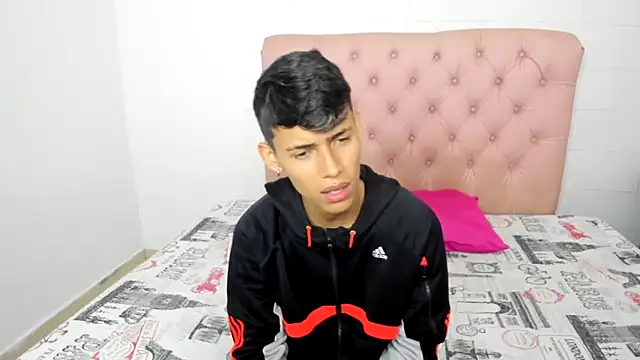 asbeell grigory online show from October 17, 2025, 8:33 pm