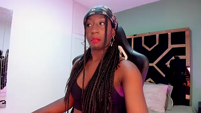 Snapshot of Madison_Monroe_ chatting on September 19, 2025, 11:33 am Madison Monroe online show from September 19, 2025, 11:33 am
