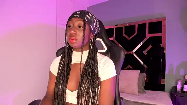 Snapshot of Madison_Monroe_ chatting on September 20, 2025, 11:33 am Madison Monroe online show from September 20, 2025, 11:33 am
