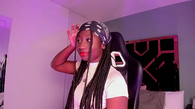 Snapshot of Madison_Monroe_ chatting on September 23, 2025, 11:35 am Madison Monroe online show from September 23, 2025, 11:35 am
