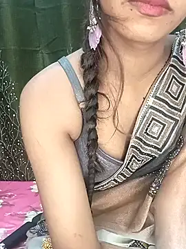 Drive girl online show from November 12, 2025, 10:41 pm