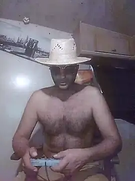 Snapshot of Vikingo1985 chatting on October 8, 2025, 7:44 pm Vikingo1985 online show from October 8, 2025, 7:44 pm
