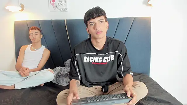 maicol cum23 online show from February 24, 2026, 1:36 am