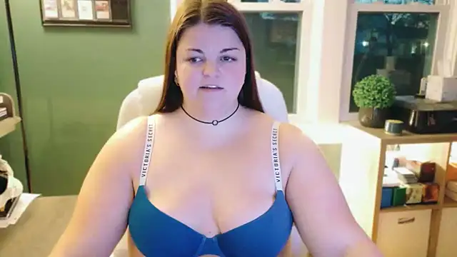 PlayWithBrittany online show from November 22, 2025, 10:09 pm