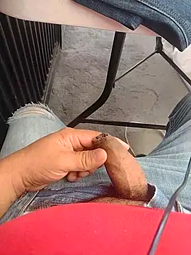 Snapshot of Santiagoqro85 chatting on October 7, 2025, 8:06 pm Santiagoqro85 online show from October 7, 2025, 8:06 pm