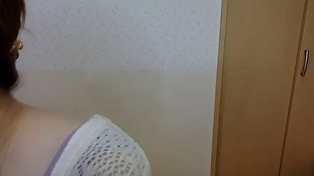 kitty kyoto online show from October 7, 2025, 2:58 pm