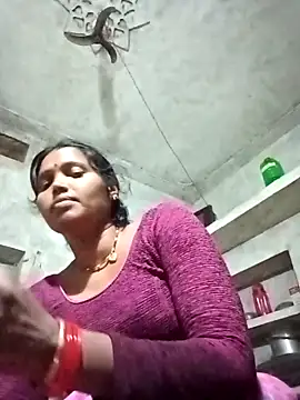 Snapshot of Cm_pooja chatting on September 13, 2025, 1:33 pm Cm pooja online show from September 13, 2025, 1:33 pm