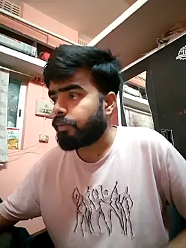 soniriyaa010101 online show from December 18, 2025, 2:45 pm