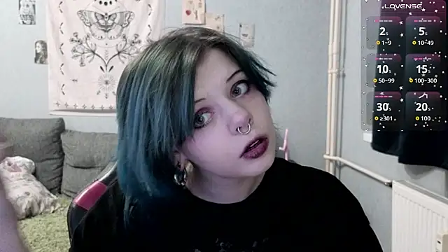 Alice Zev online show from November 16, 2025, 9:53 pm