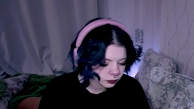 Alice Zev online show from April 12, 2026, 1:10 am