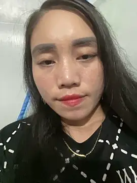 Snapshot of chipp-bong chatting on September 25, 2025, 1:04 pm chipp-bong online show from September 25, 2025, 1:04 pm