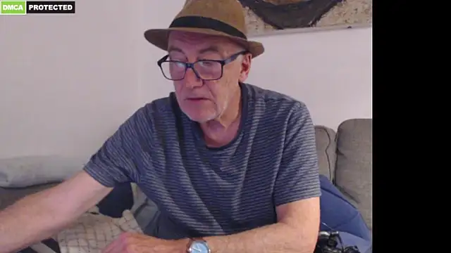 Snapshot of bluedae1 chatting on March 15, 2026, 5:19 pm bluedae1 online show from March 15, 2026, 5:19 pm