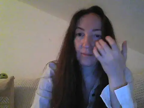 Snapshot of Valessya chatting on May 9, 2026, 9:20 pm Valessya online show from May 9, 2026, 9:20 pm