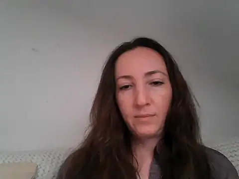 Snapshot of Valessya chatting on May 13, 2026, 2:03 pm Valessya online show from May 13, 2026, 2:03 pm
