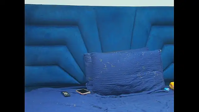 Angell cooper online show from March 25, 2026, 1:06 pm