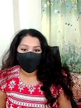 Snapshot of Rafiya02 chatting on October 7, 2025, 8:28 pm Rafiya02 online show from October 7, 2025, 8:28 pm