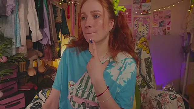 Snapshot of Charming_winky chatting on November 14, 2025, 3:00 pm Charming winky online show from November 14, 2025, 3:00 pm