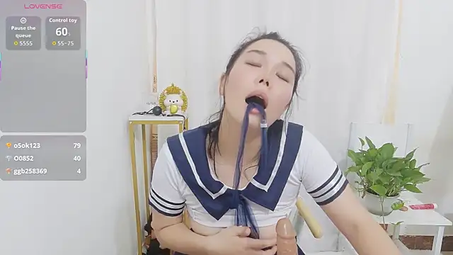 Txm123321 online show from September 23, 2025, 6:44 pm