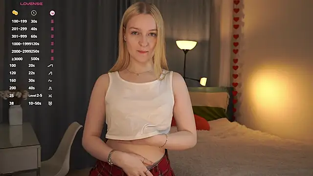 Snapshot of KrishnaSimmons chatting on October 4, 2025, 7:34 pm KrishnaSimmons online show from October 4, 2025, 7:34 pm