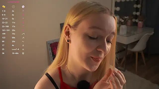 Snapshot of KrishnaSimmons chatting on October 23, 2025, 7:23 pm KrishnaSimmons online show from October 23, 2025, 7:23 pm