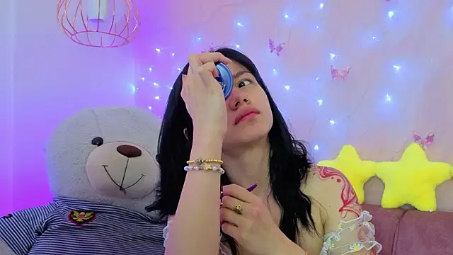 april bennett online show from January 15, 2026, 12:54 pm