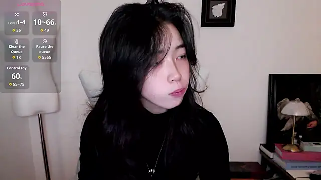 Wfrost0707 online show from December 22, 2025, 10:23 am