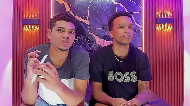 Dinasty Moon  online show from October 22, 2025, 11:54 am