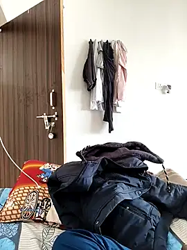 Chanderi19 online show from November 29, 2025, 4:48 am