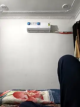 Chanderi19 online show from March 9, 2026, 4:55 pm