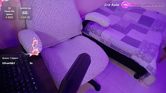 chloe tgn online show from October 5, 2025, 7:23 pm