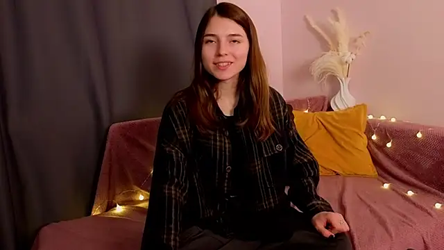 KeikoWideman online show from October 30, 2025, 7:47 pm