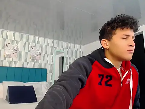 Axel savage online show from September 30, 2025, 12:32 pm