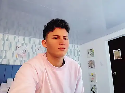 Axel savage online show from October 10, 2025, 12:04 pm