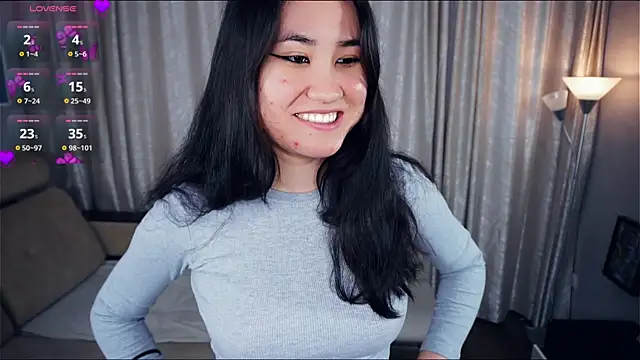 DebrahJungels online show from November 6, 2025, 8:26 am