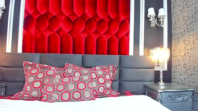 SharonBonet online show from December 4, 2025, 12:03 pm