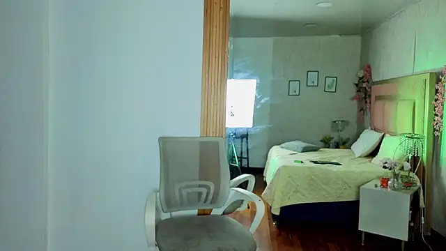 RobinBennett online show from February 1, 2026, 12:26 pm