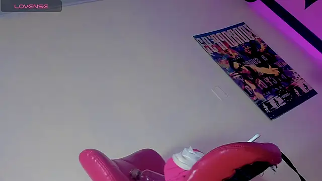 Alondra Campbell online show from October 31, 2025, 3:29 am