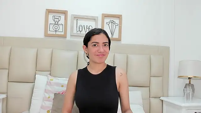 Snapshot of Skylerwhite02 chatting on January 31, 2026, 8:18 pm Skylerwhite02 online show from January 31, 2026, 8:18 pm