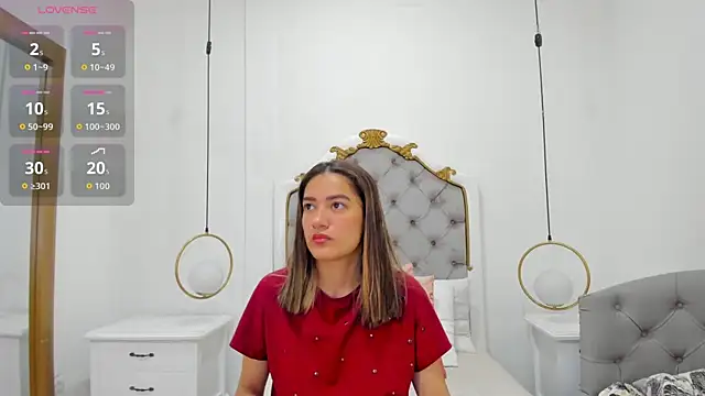 Snapshot of Skylerwhite02 chatting on April 13, 2026, 3:34 am Skylerwhite02 online show from April 13, 2026, 3:34 am