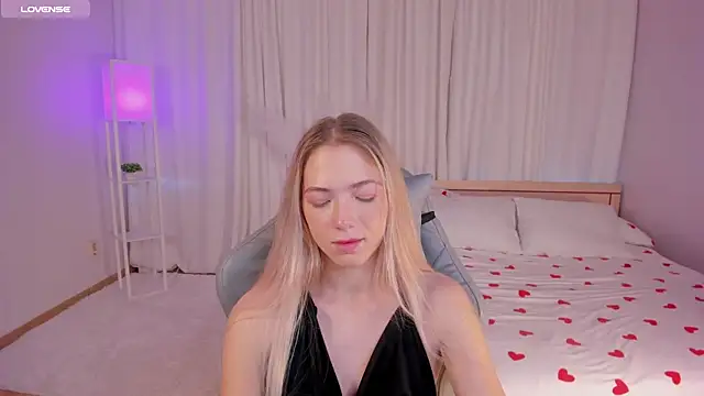 Susan Mimi online show from October 15, 2025, 1:50 am