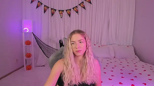 Susan Mimi online show from October 25, 2025, 1:57 am