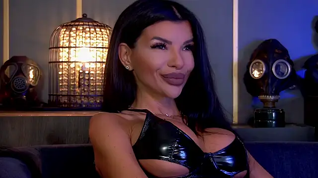 EleniaDevons online show from September 26, 2025, 12:31 pm