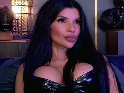 Snapshot of EleniaDevons chatting on March 21, 2026, 2:31 pm EleniaDevons online show from March 21, 2026, 2:31 pm