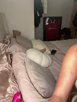 BlondeBetty online show from March 6, 2026, 7:54 pm