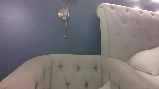 Snapshot of hothousewife33 chatting on September 28, 2025, 3:12 am hothousewife33 online show from September 28, 2025, 3:12 am
