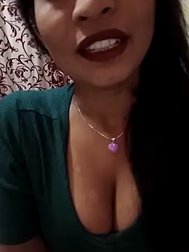 Itz Mayra  online show from November 12, 2025, 6:19 pm