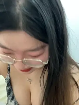 xxwang20 online show from November 13, 2025, 11:20 am