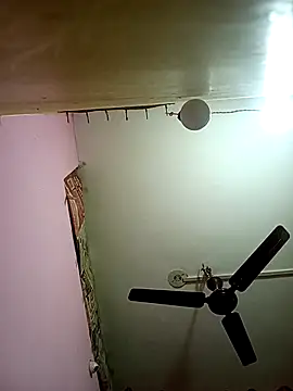 Kanika kannu28 online show from September 17, 2025, 6:15 am